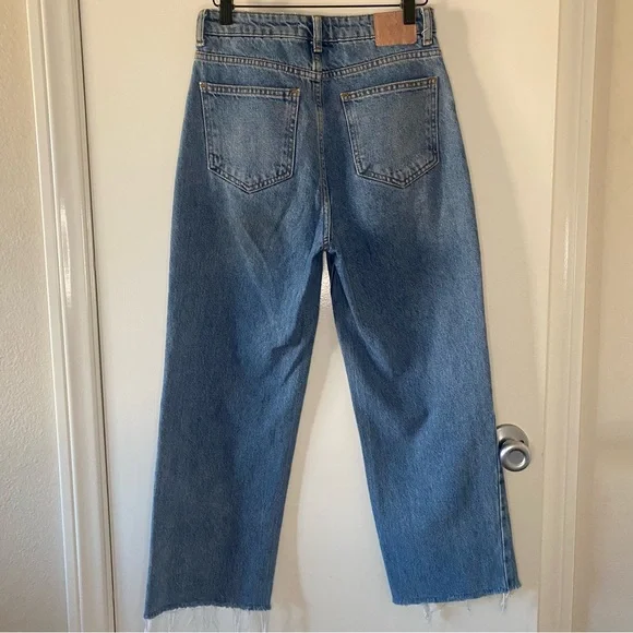 Zara Light Straight Jeans - Picture 3 of 10